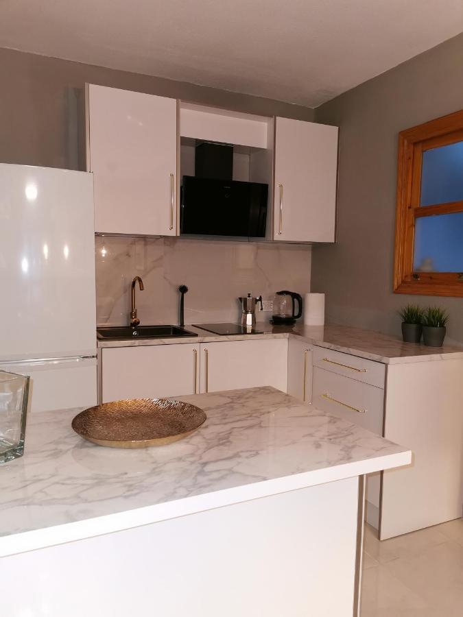 Naufragos Apartament Торевьиа Экстерьер фото