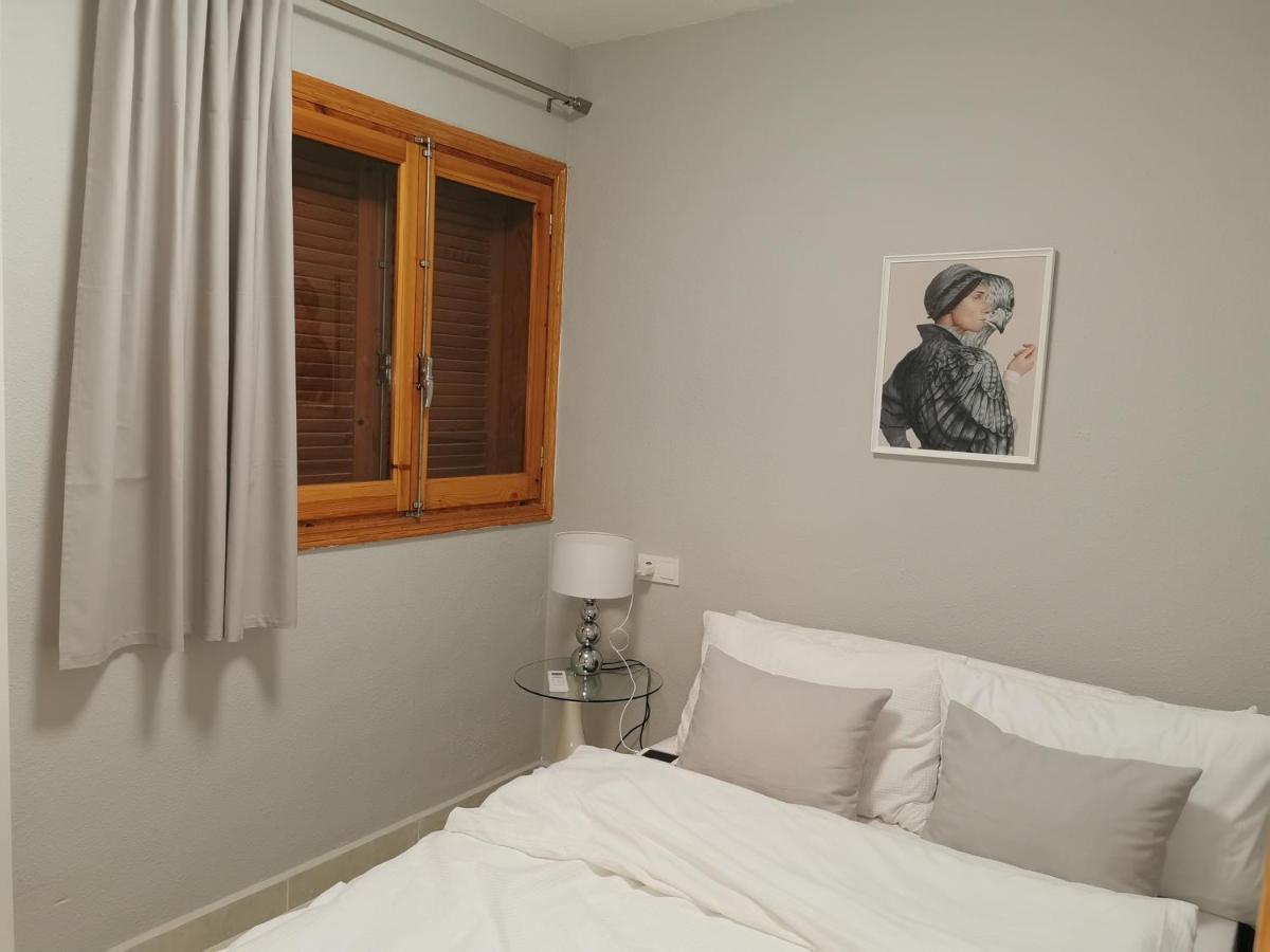 Naufragos Apartament Торевьиа Экстерьер фото